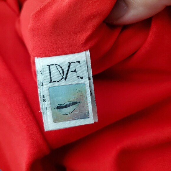 Diane Von Furstenberg Sheath Dress 10 Red Classic Cocktail Business Timeless - Picture 12 of 12